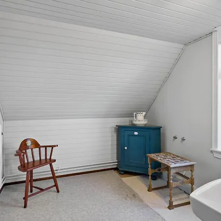 4 Bedroom Awesome In * Humble